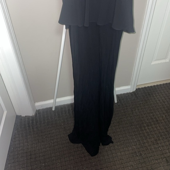 Black dress - Picture 4 of 5